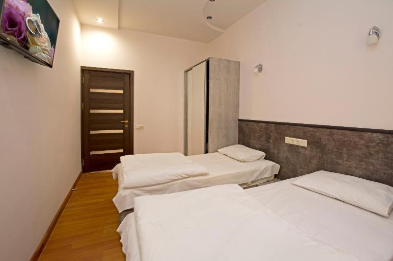 Mini Hotel Jerevan Rom bilde